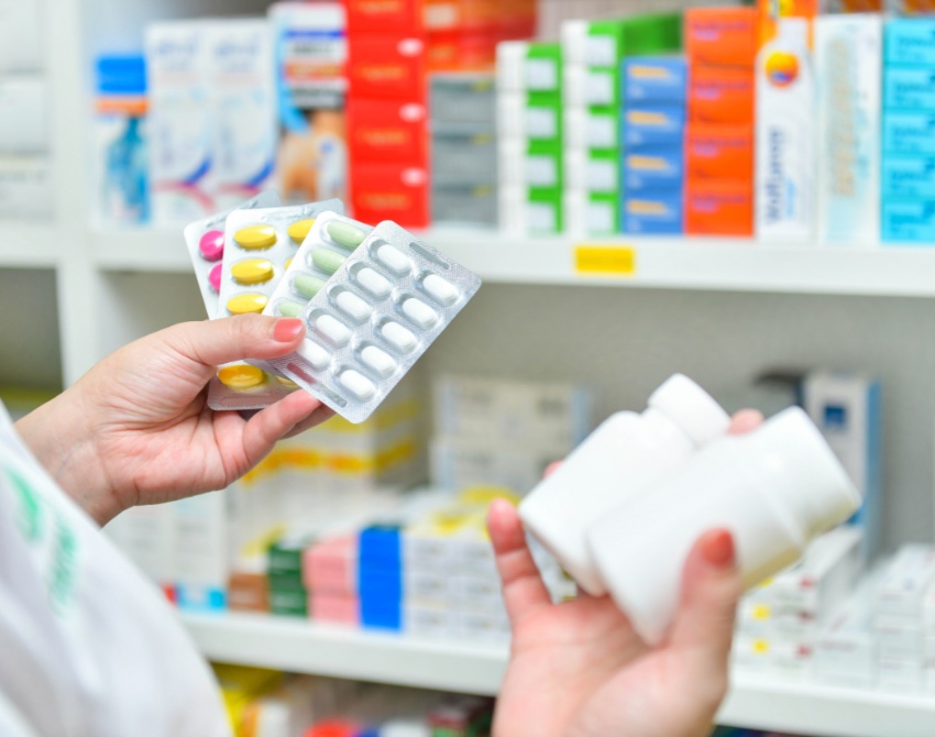 Cosmetic or Medicine? Classifying Borderline Products in Malaysia